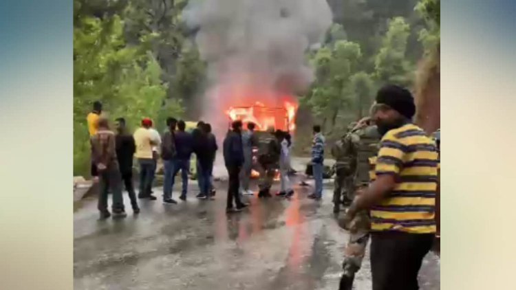 Jammu and Kashmir: 5 Soldiers Killed in Terrorist Attack, Probe Agency Conducts Hunt for Perpetrators