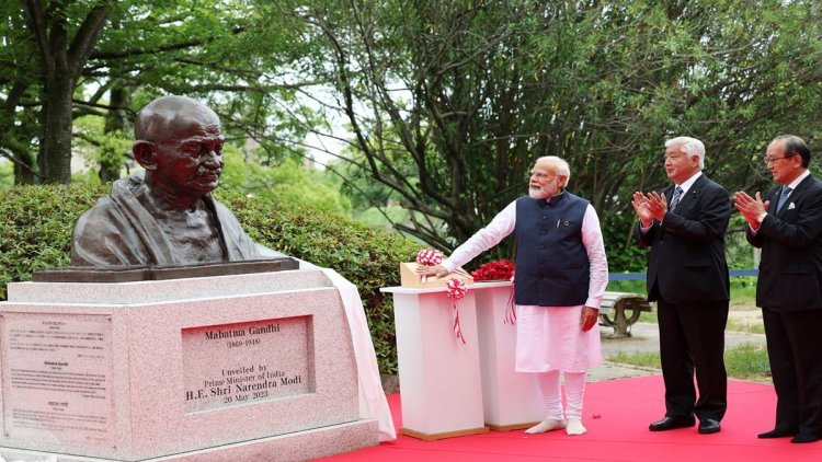 G-7 Summit: PM Modi meets Japanese PM, unveils Mahatma Gandhi's statue in Hiroshima, message of peace