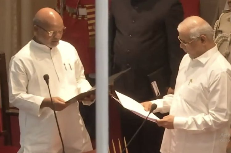 Ratnesh Sada joined Nitish cabinet, Governor Vishwanath Arlekar administered the oath of office