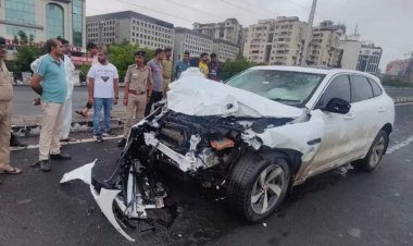 Horrific accident on Ahmedabad's ISKCON bridge, speeding car crushed the crowd, 9 killed, many injured