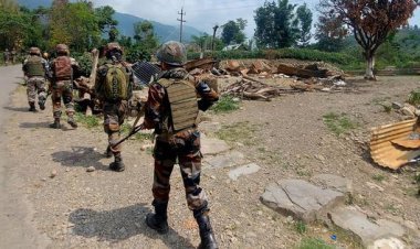 Violence flares up again in Manipur, one soldier killed in encounter, 4 injured