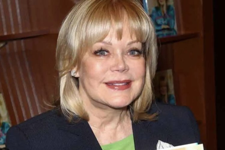 Disclosure of famous writer-producer – At the age of 17, she was in love with a gay youth, after marriage