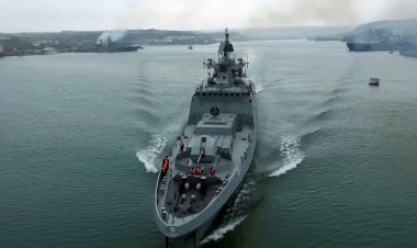 Ukraine attacks Russia's Black Sea Navy base, Russian ships plan fails