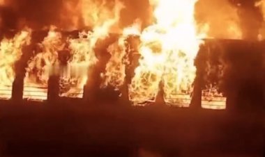 Burning Train: Gas cylinder explodes in train, 9 people killed, 25 injured
