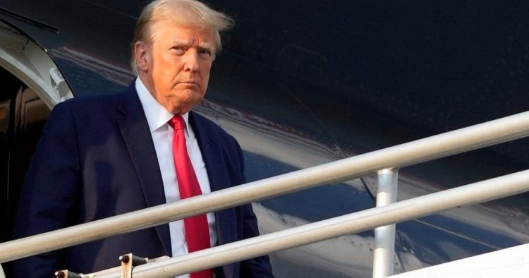 Former US President Donald Trump surrendered, became a prisoner and remained in jail for 20 minutes