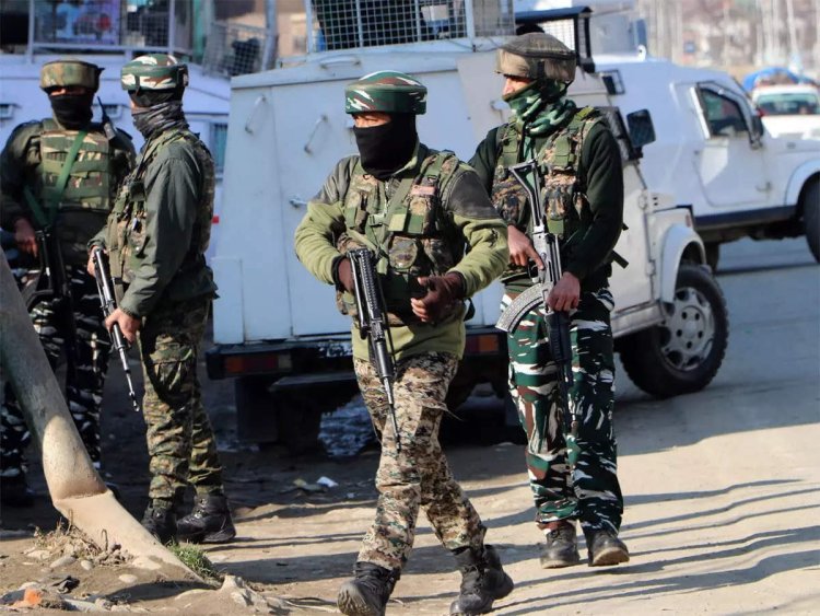 Encounter in Jammu And Kashmir: One terrorist killed in Jammu and Kashmir, encounter still going on