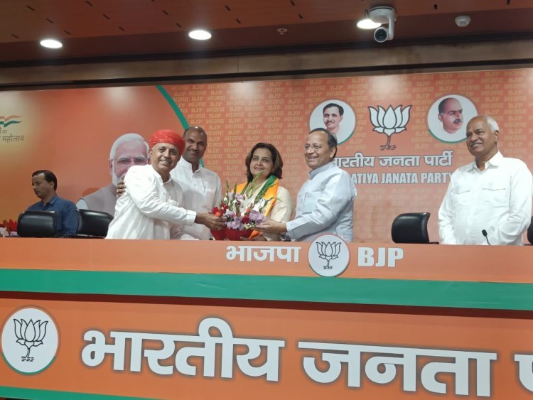 Jyoti Mirdha joins BJP, a major blow to Congress in Rajasthan