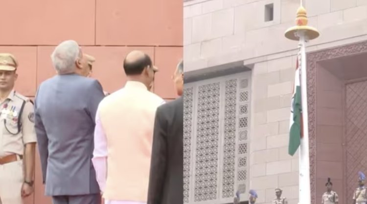 New Parliament: Vice President hoisted the tricolor at the new Parliament building, Kharge did not attend