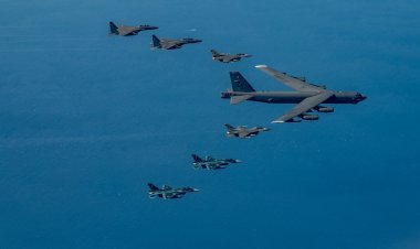 South Korea, America and Japan conducted trilateral military air exercise, these warplanes including B-52 took part