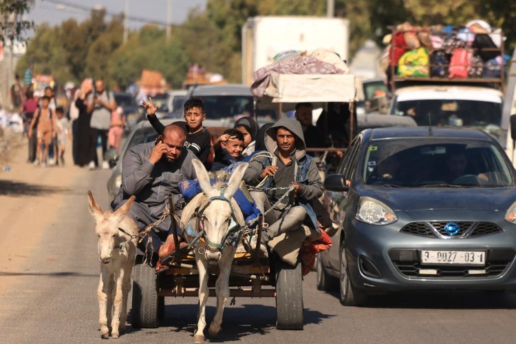 Soldiers who reached Gaza found bodies of Israeli hostages: Roads will remain open till 4 pm to evacuate this area.