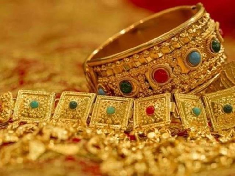 You are confused between buying Virtual and Real Gold, know which one is beneficial to buy