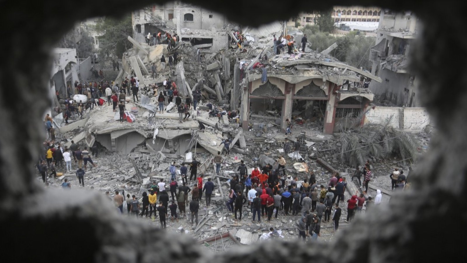 4-day ceasefire begins between Israel-Hamas