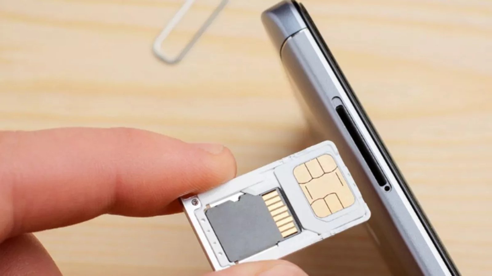 Rules regarding selling and buying of SIM cards become stricter, coming into effect from December 1