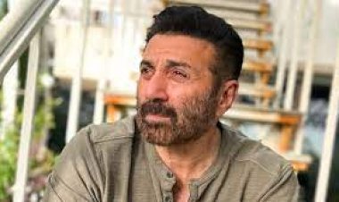 'Bollywood did not do justice to you', Sunny Deol's eyes moist on this statement of Rajkumar Santoshi