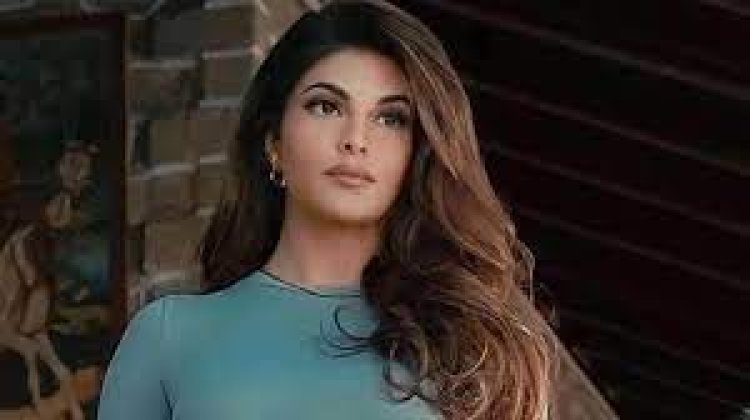 These foreign born beauties have created a special identity in Bollywood, they are ahead in both fame and earnings.