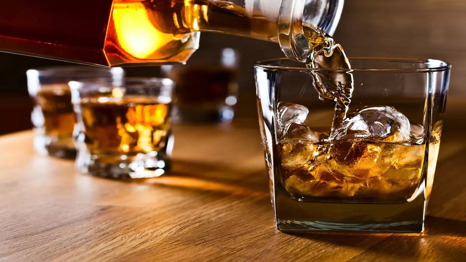 Gujarat government gives relief in prohibition law, employees and guests here will be able to drink liquor