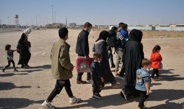 Afghan Refugees: More than three lakh Afghan migrants deported from Iran in two months, Refugee Ministry confirms