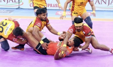 Puneri Paltan leads the Pro Kabaddi League after defeating Telugu Titans by a score of 31 points