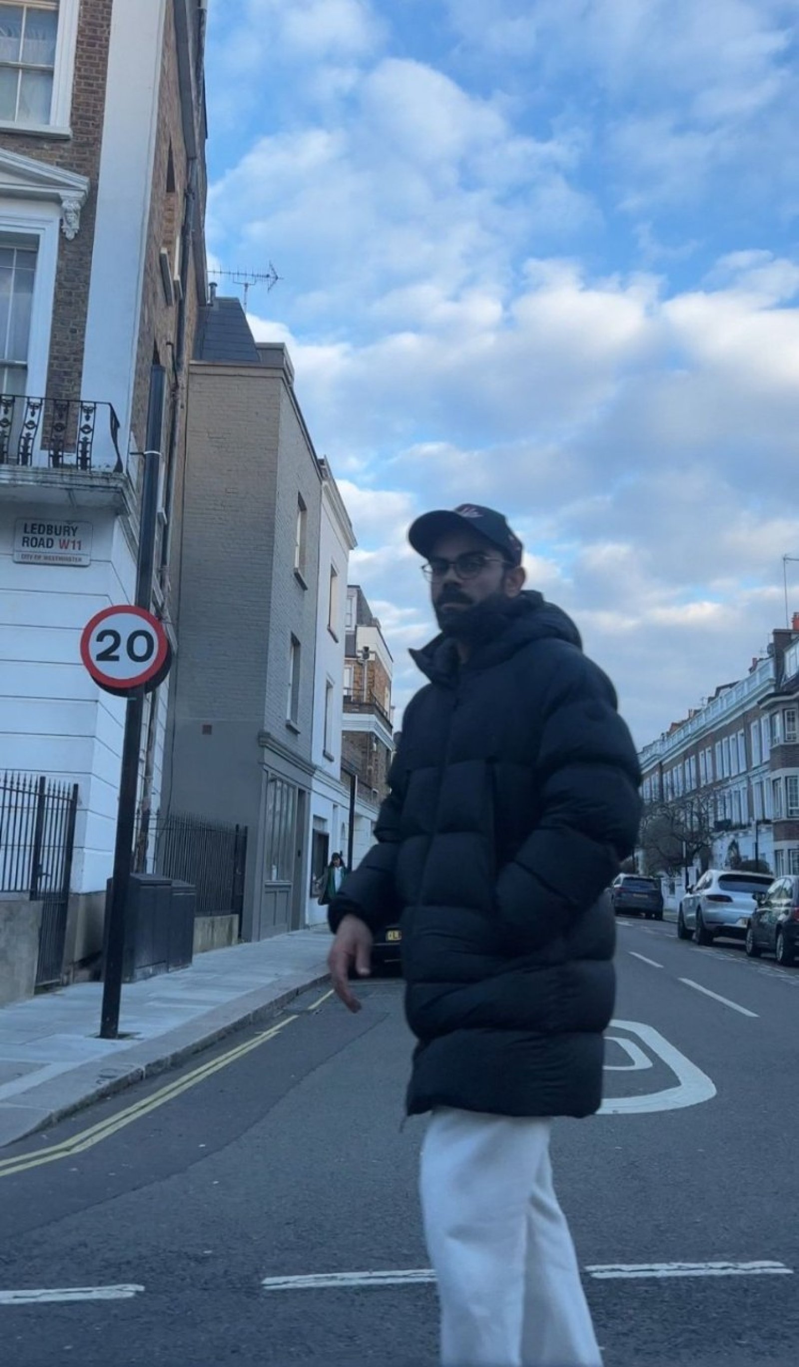 Virat Kohli seen in London after the birth of his son, the big reason for getting Anushka's second delivery there revealed