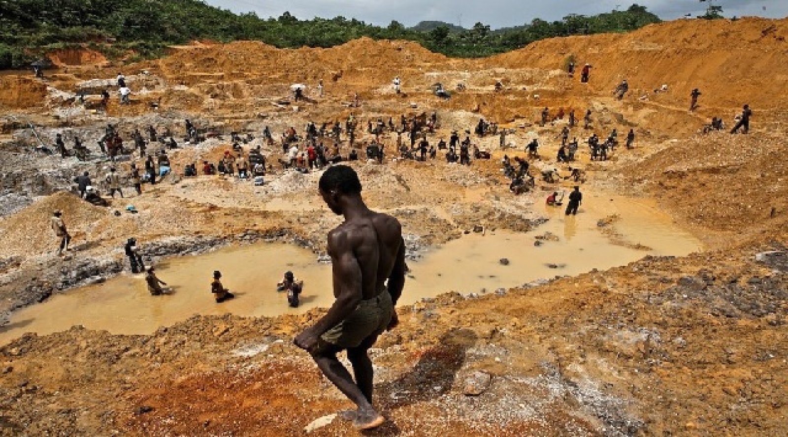 Accident in illegal gold mine in Venezuela, about 23 workers died