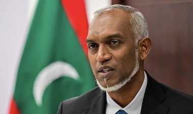 Sword of impeachment on Muizzu government in Maldives, India distance itself from the matter