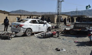 General elections in Pakistan today, 28 killed in explosion in Balochistan, border with Iran and Afghanistan closed