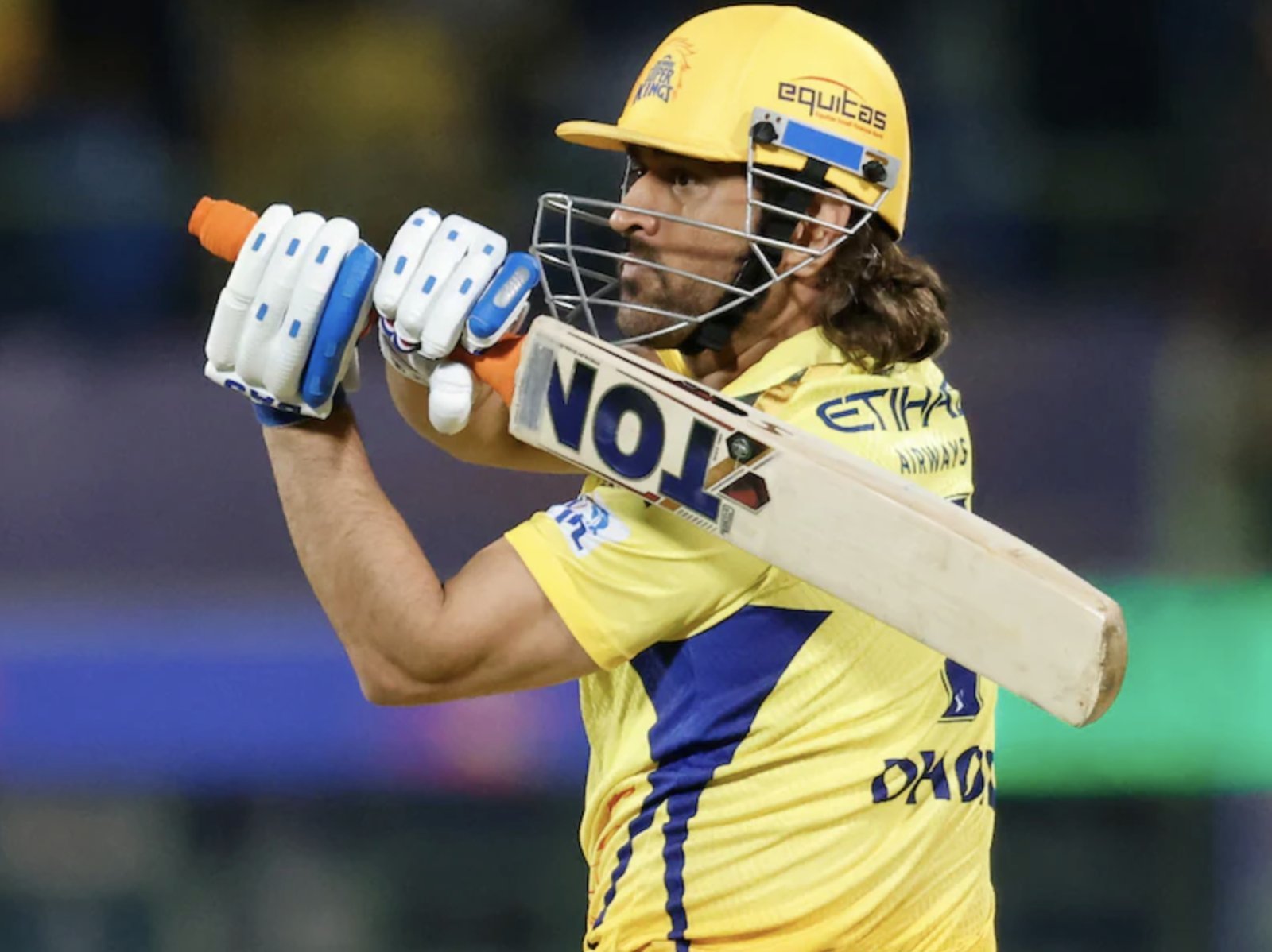 Dhoni is the best finisher..... he does not need to change the batting order, know which legend said this