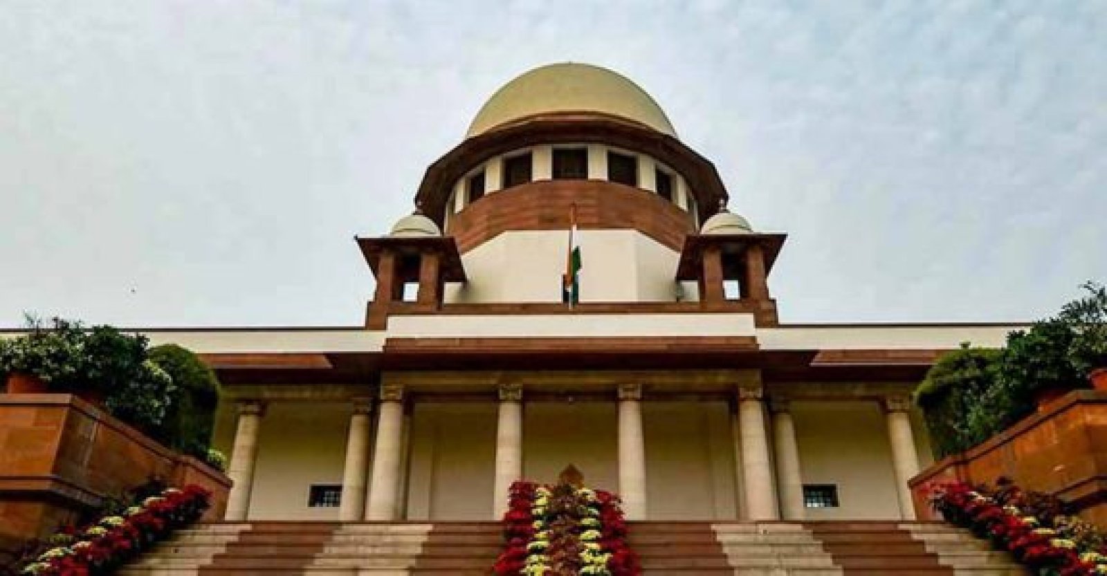 Supreme Court: 'News of EVM malfunction during mock poll in Kasaragod, Kerala is false', ECI tells the apex court