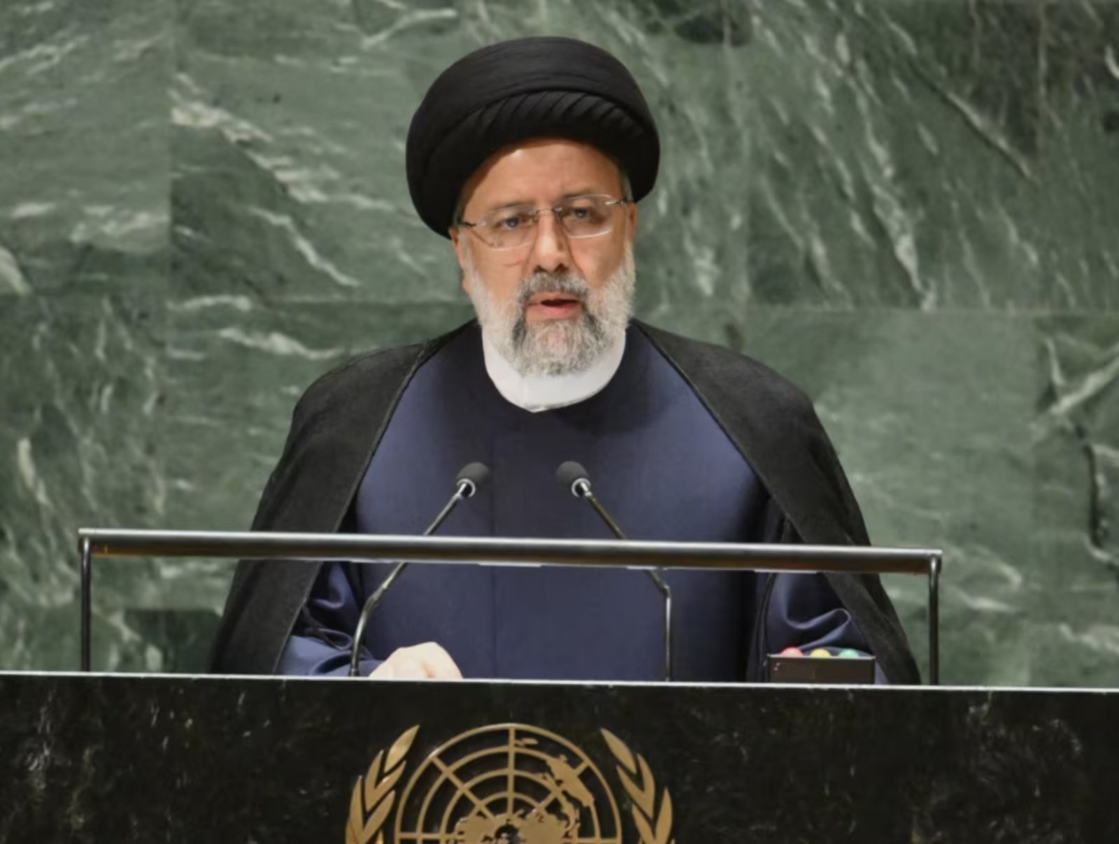 Iranian President reached Pakistan amid tension with Israel, will emphasize improving relations between the two countries