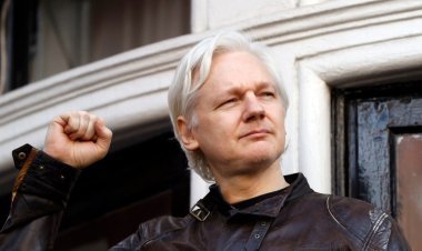 Australian PM Albanese demands end of Julian Assange's sentence
