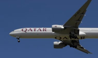 Qatar Airways plane going from Doha to Dublin got disturbed, 12 people injured, landed before time