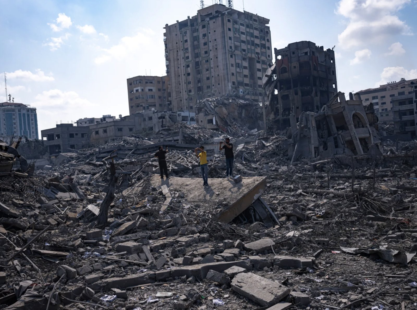 Israel again wreaked havoc on Gaza, bombs dropped on innocent children in school; 39 lost their lives