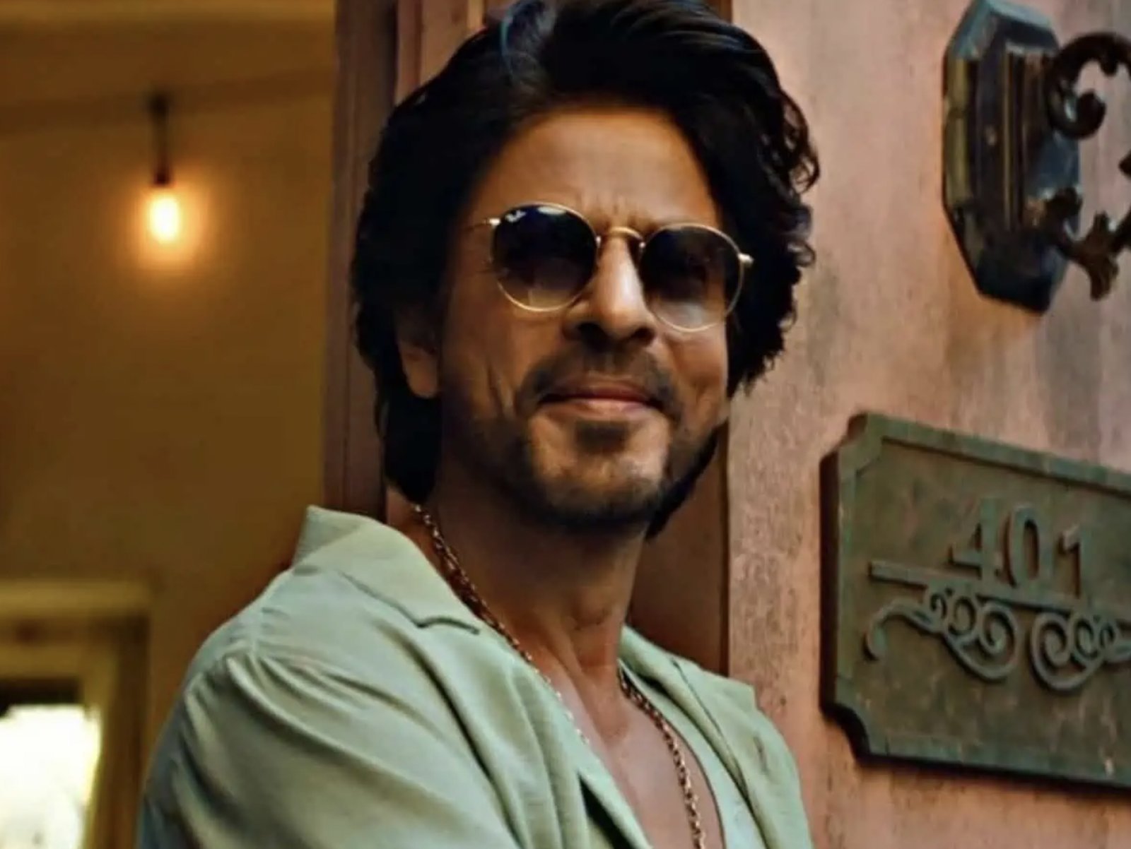 Shah Rukh Khan used to go to slum areas secretly, Sunil Pal revealed this secret related to King Khan