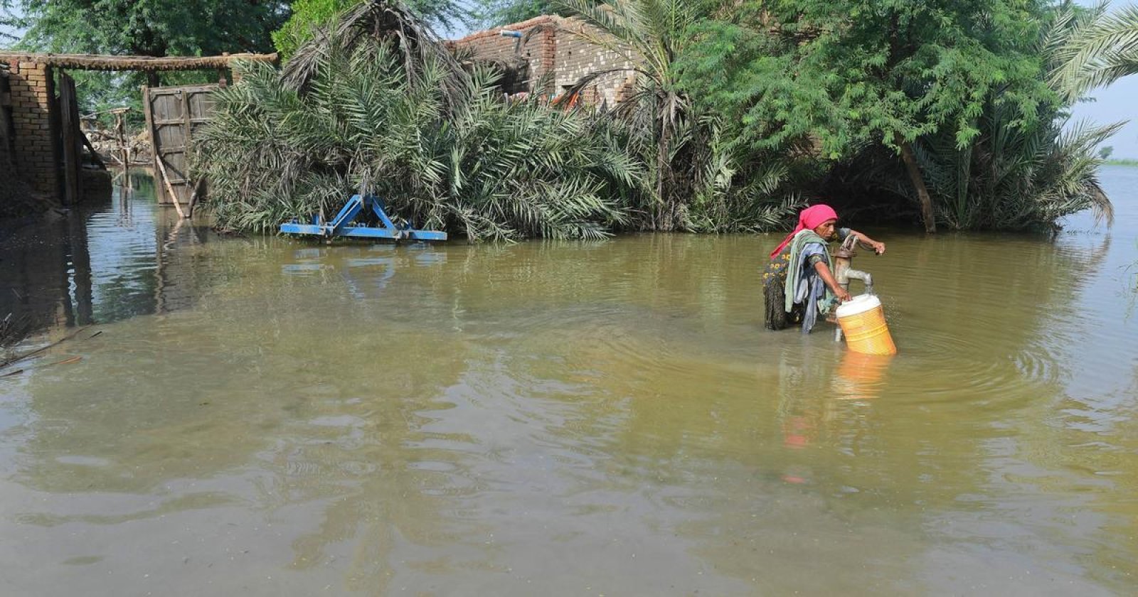 Flood warning in Pakistan, people's concern increased
