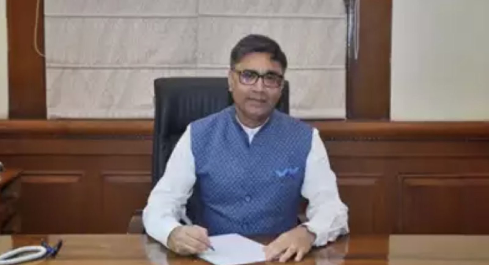 Foreign Secretary Vinay Kwatra retired, Vikram Mistry will take over today