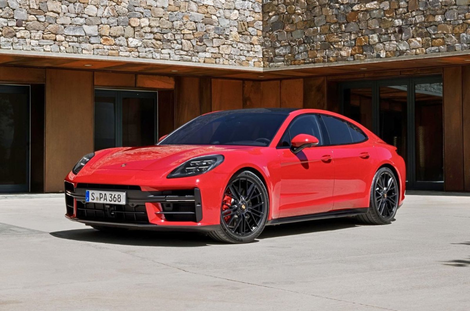 Porsche launches Panamera GTS in India, top speed 303 km/h
