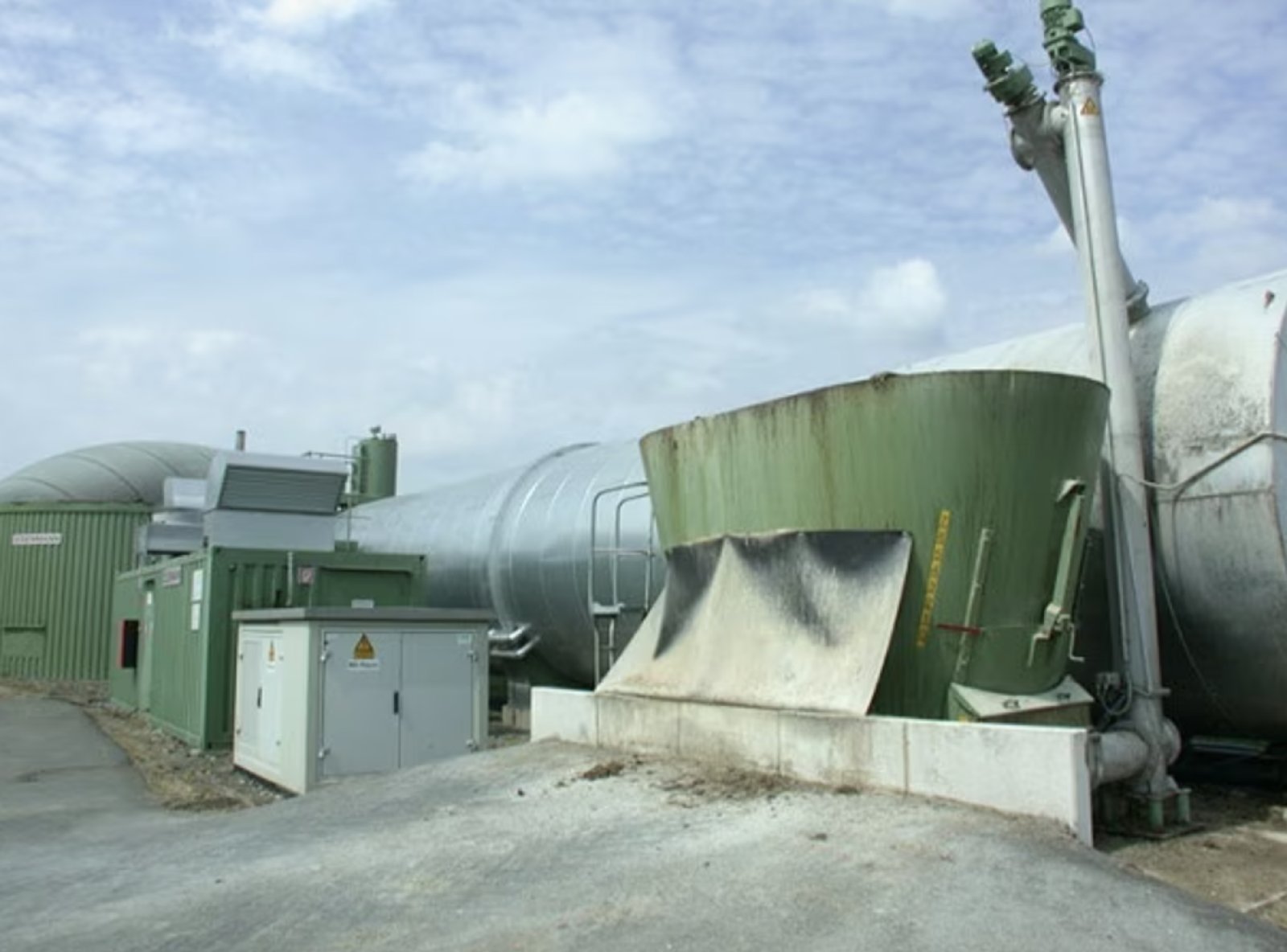 Suzuki Chairman Toshihiro reached Banas Dairy's Bio CNG plant, said this on the use of clean fuel