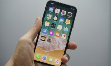 Microsoft bans Android tells employees to use only iPhone