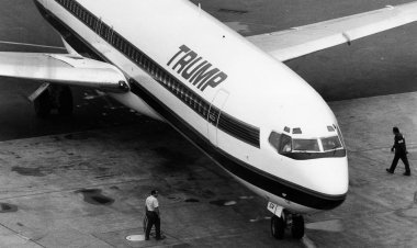 Donald Trump narrowly escaped, plane broke down in mid-flight, then saved his life like this