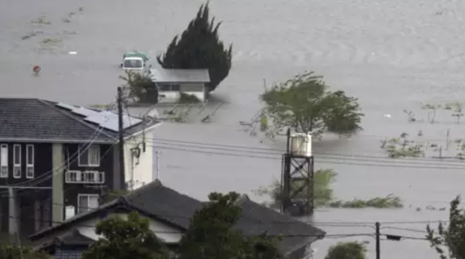 Torrential rain wreaks havoc in Japan, 9 people died
